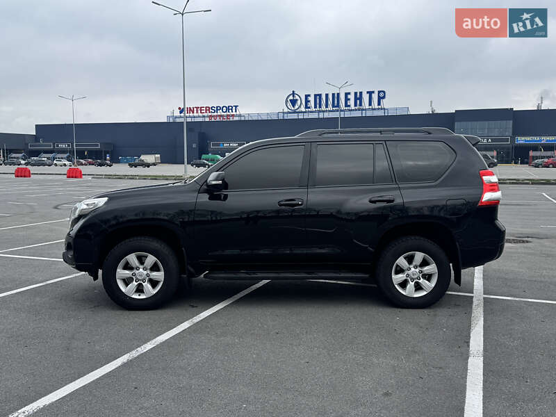 Внедорожник / Кроссовер Toyota Land Cruiser Prado 2017 в Днепре