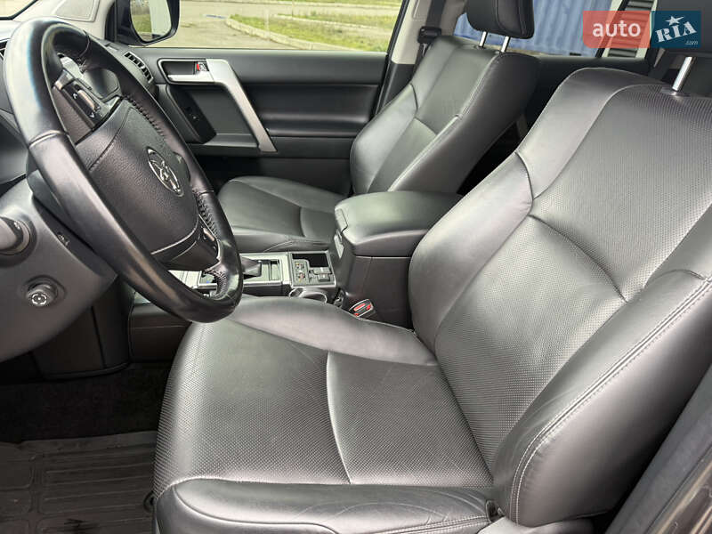 Внедорожник / Кроссовер Toyota Land Cruiser Prado 2022 в Кривом Роге фото 11 Внедорожник / Кроссовер Toyota Land Cruiser Prado 2022 в Кривом Роге