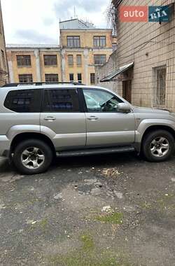 Внедорожник / Кроссовер Toyota Land Cruiser Prado 2004 в Киеве