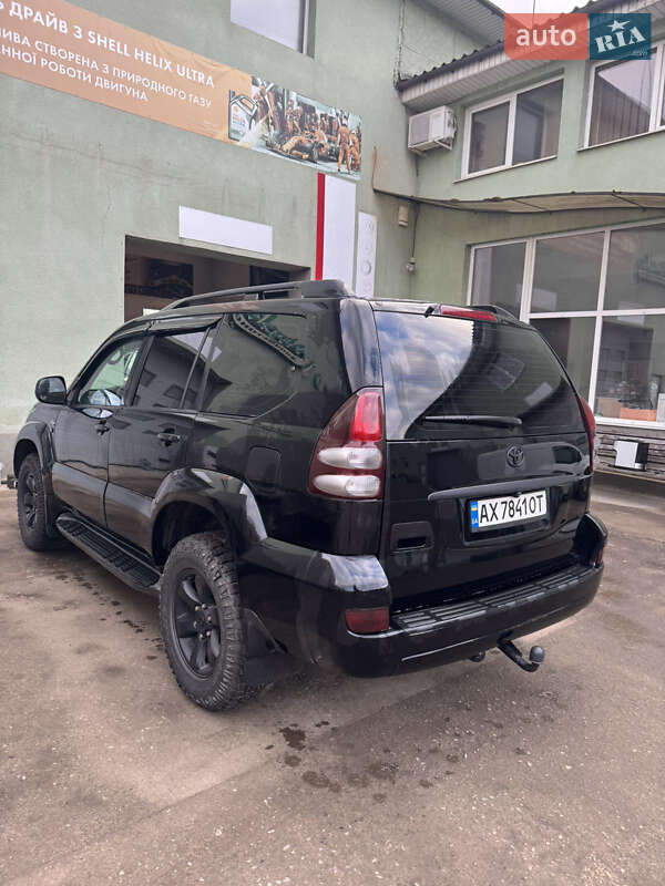 Внедорожник / Кроссовер Toyota Land Cruiser Prado 2005 в Бедевле