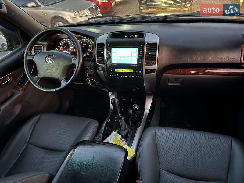 Внедорожник / Кроссовер Toyota Land Cruiser Prado 2005 в Бедевле