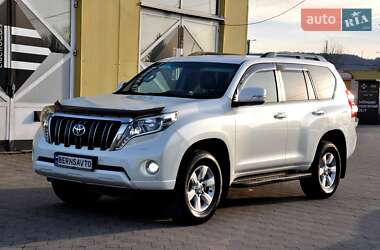 Позашляховик / Кросовер Toyota Land Cruiser Prado 2016 в Львові