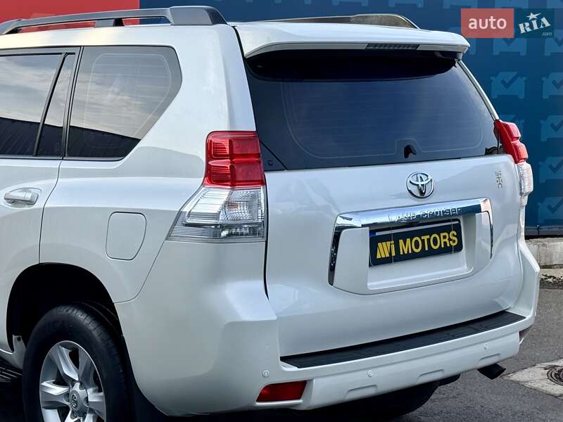 Внедорожник / Кроссовер Toyota Land Cruiser Prado 2013 в Киеве фото 17 Внедорожник / Кроссовер Toyota Land Cruiser Prado 2013 в Киеве