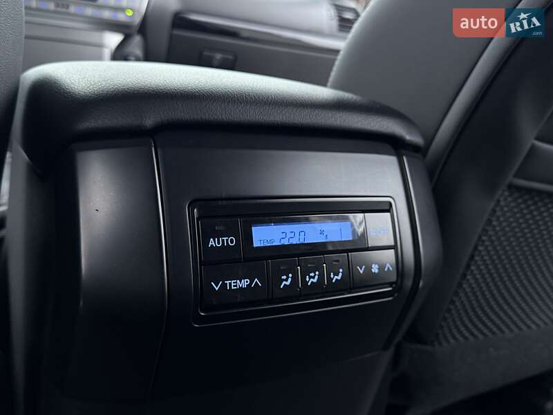 Внедорожник / Кроссовер Toyota Land Cruiser Prado 2019 в Виннице фото 50 Внедорожник / Кроссовер Toyota Land Cruiser Prado 2019 в Виннице