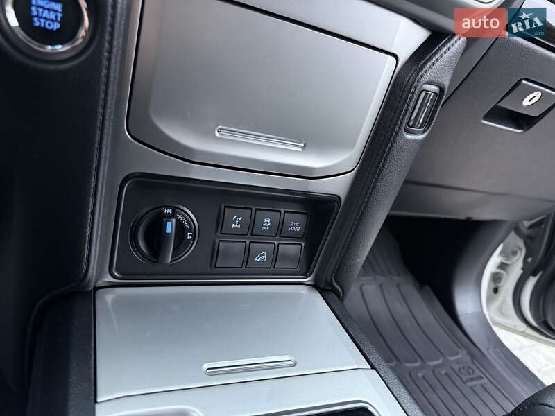 Внедорожник / Кроссовер Toyota Land Cruiser Prado 2019 в Виннице фото 56 Внедорожник / Кроссовер Toyota Land Cruiser Prado 2019 в Виннице