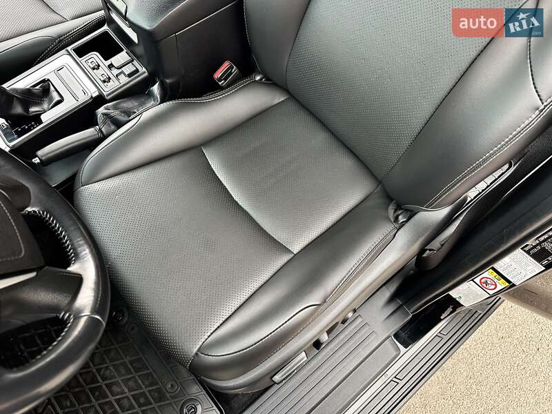 Внедорожник / Кроссовер Toyota Land Cruiser Prado 2019 в Киеве фото 51 Внедорожник / Кроссовер Toyota Land Cruiser Prado 2019 в Киеве