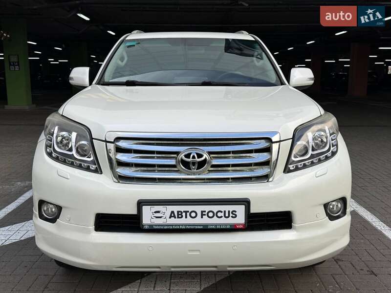 Внедорожник / Кроссовер Toyota Land Cruiser Prado 2012 в Киеве