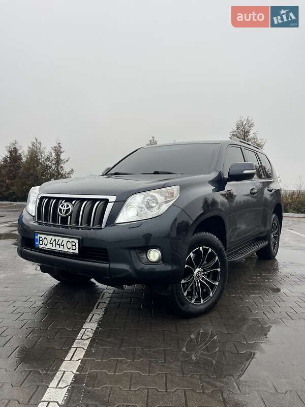 Внедорожник / Кроссовер Toyota Land Cruiser Prado 2010 в Тернополе фото Внедорожник / Кроссовер Toyota Land Cruiser Prado 2010 в Тернополе