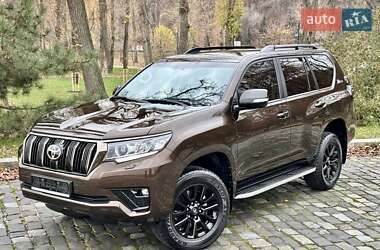 Внедорожник / Кроссовер Toyota Land Cruiser Prado 2020 в Киеве