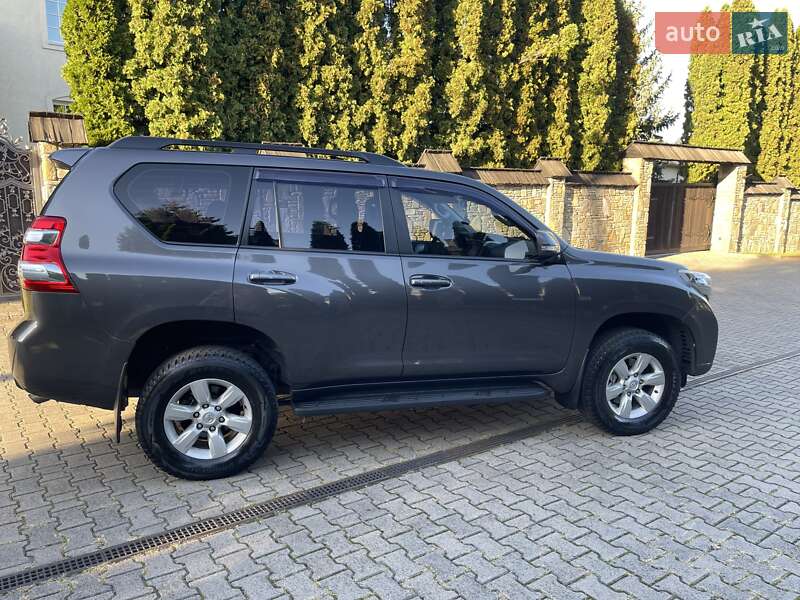 Внедорожник / Кроссовер Toyota Land Cruiser Prado 2013 в Ивано-Франковске