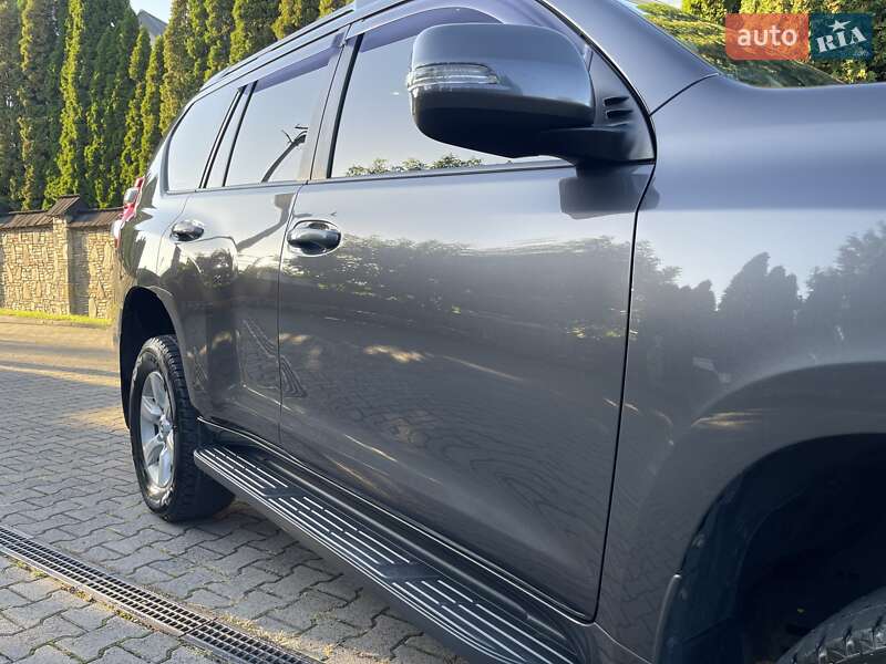 Внедорожник / Кроссовер Toyota Land Cruiser Prado 2013 в Ивано-Франковске