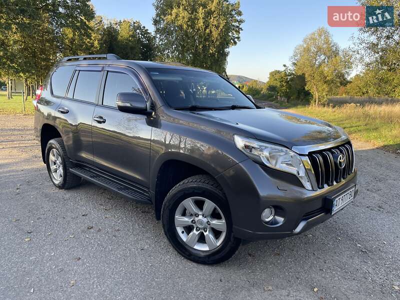 Внедорожник / Кроссовер Toyota Land Cruiser Prado 2013 в Ивано-Франковске
