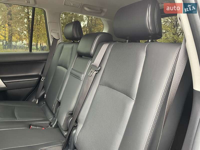 Внедорожник / Кроссовер Toyota Land Cruiser Prado 2019 в Виннице фото 37 Внедорожник / Кроссовер Toyota Land Cruiser Prado 2019 в Виннице