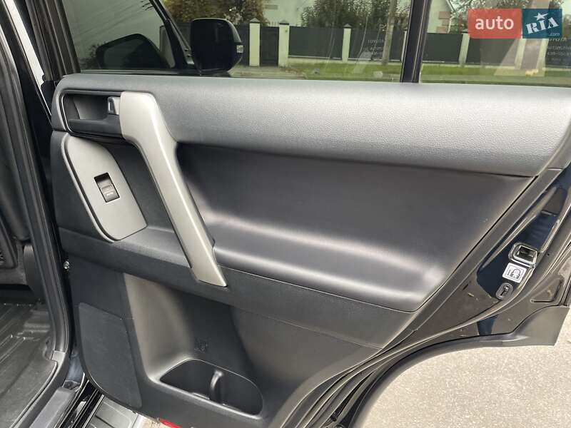 Внедорожник / Кроссовер Toyota Land Cruiser Prado 2019 в Виннице фото 47 Внедорожник / Кроссовер Toyota Land Cruiser Prado 2019 в Виннице
