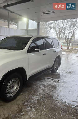 Позашляховик / Кросовер Toyota Land Cruiser Prado 2019 в Херсоні