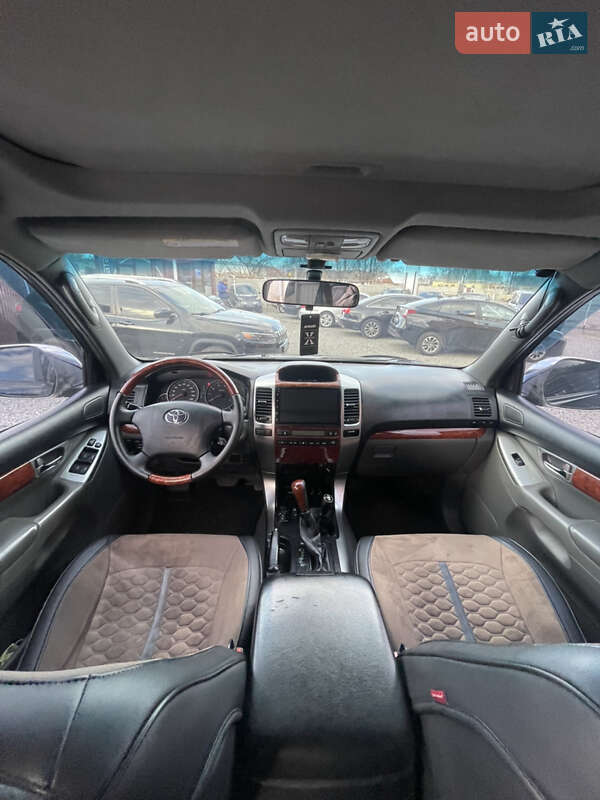 Внедорожник / Кроссовер Toyota Land Cruiser Prado 2007 в Дергачах