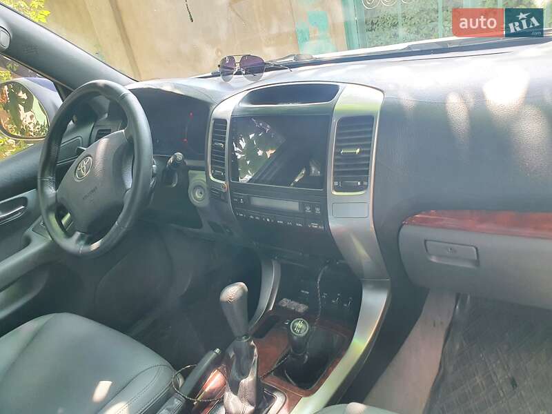 Позашляховик / Кросовер Toyota Land Cruiser Prado 2003 в Одесі