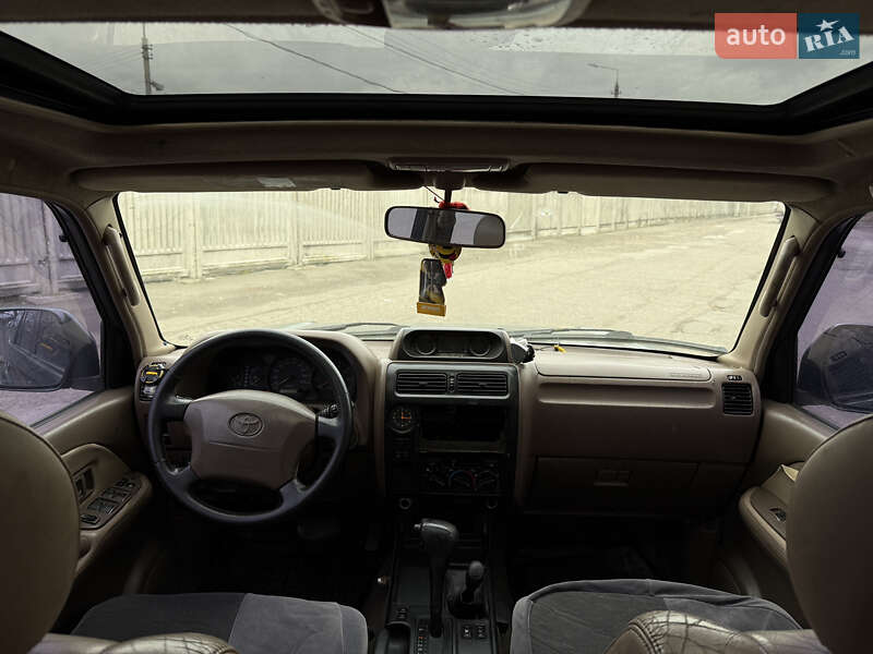 Внедорожник / Кроссовер Toyota Land Cruiser Prado 2000 в Киеве