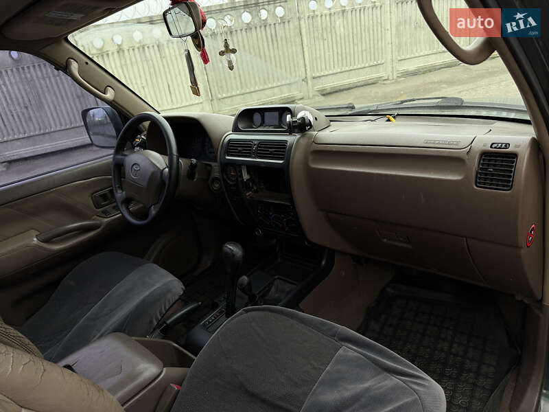 Внедорожник / Кроссовер Toyota Land Cruiser Prado 2000 в Киеве