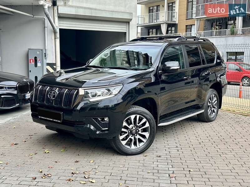 Позашляховик / Кросовер Toyota Land Cruiser Prado 2022 в Києві