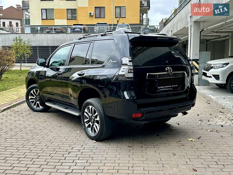 Позашляховик / Кросовер Toyota Land Cruiser Prado 2022 в Києві