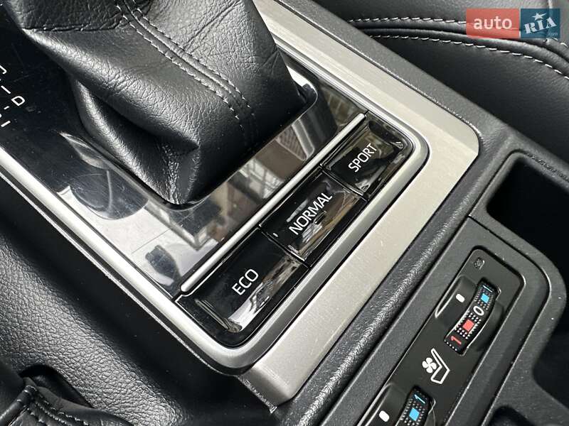 Позашляховик / Кросовер Toyota Land Cruiser Prado 2022 в Києві