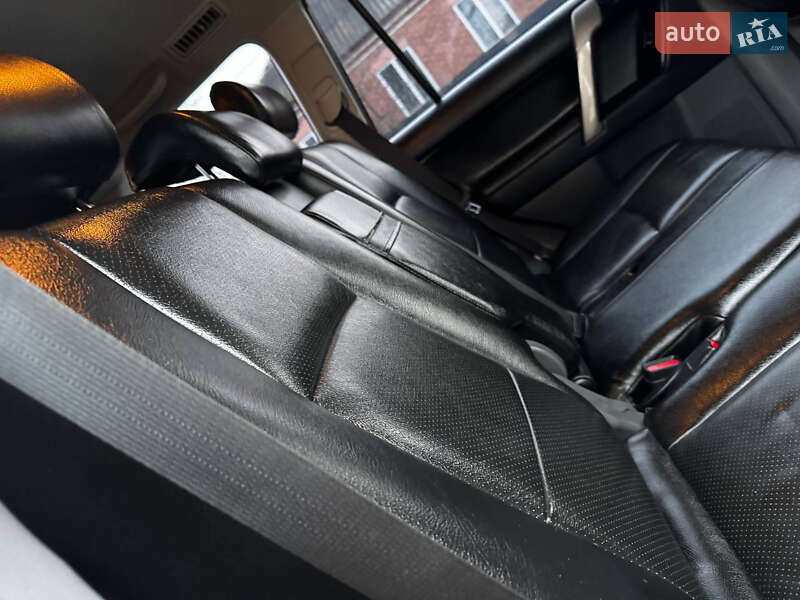 Внедорожник / Кроссовер Toyota Land Cruiser Prado 2010 в Ахтырке