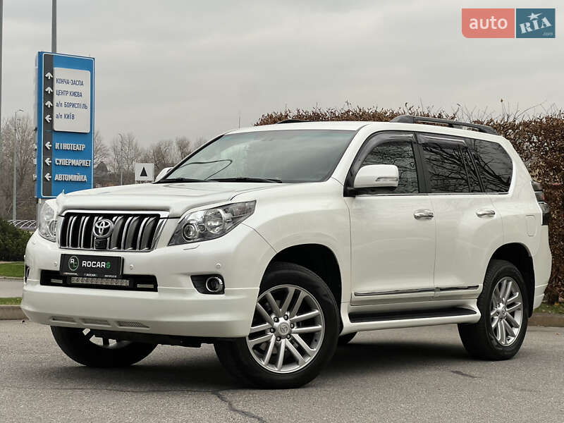 Внедорожник / Кроссовер Toyota Land Cruiser Prado 2010 в Киеве