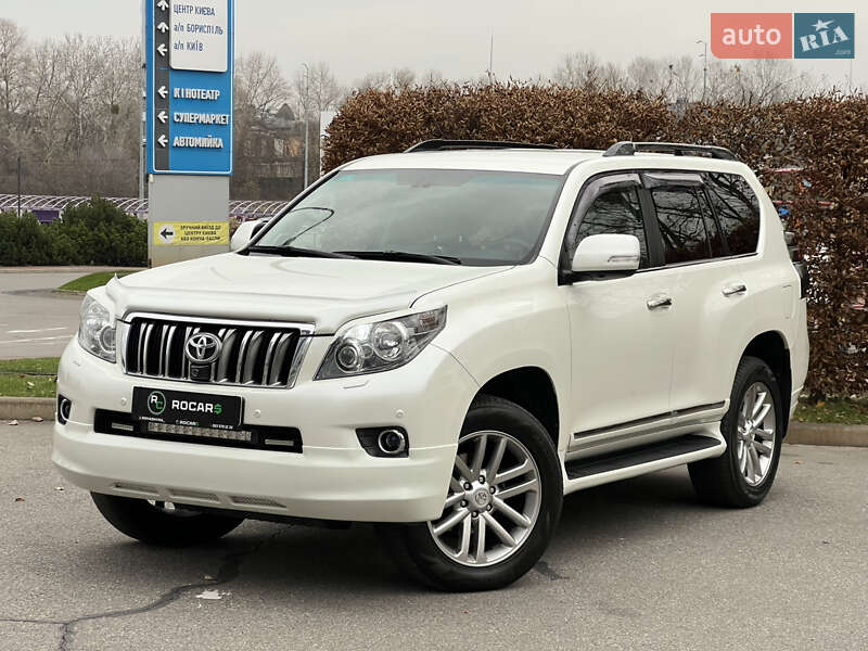 Внедорожник / Кроссовер Toyota Land Cruiser Prado 2010 в Киеве