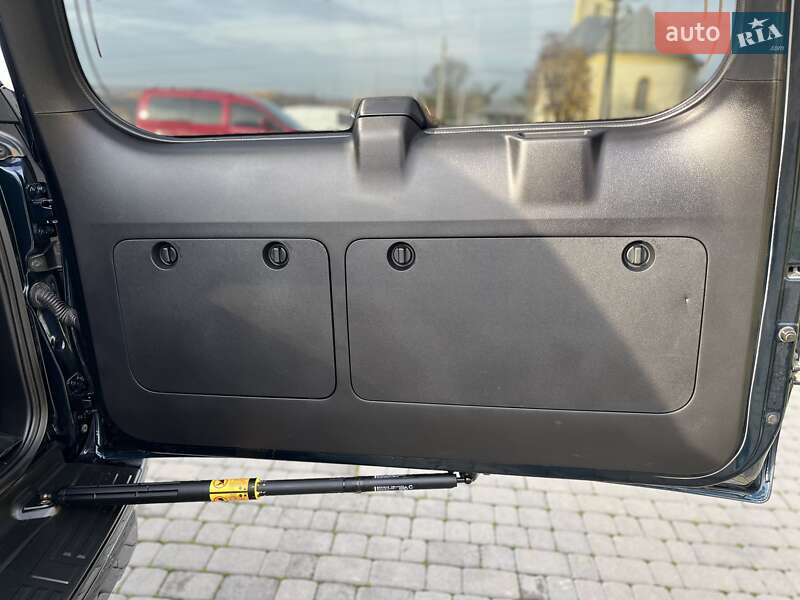 Позашляховик / Кросовер Toyota Land Cruiser Prado 2019 в Мукачевому фото 78 Позашляховик / Кросовер Toyota Land Cruiser Prado 2019 в Мукачевому