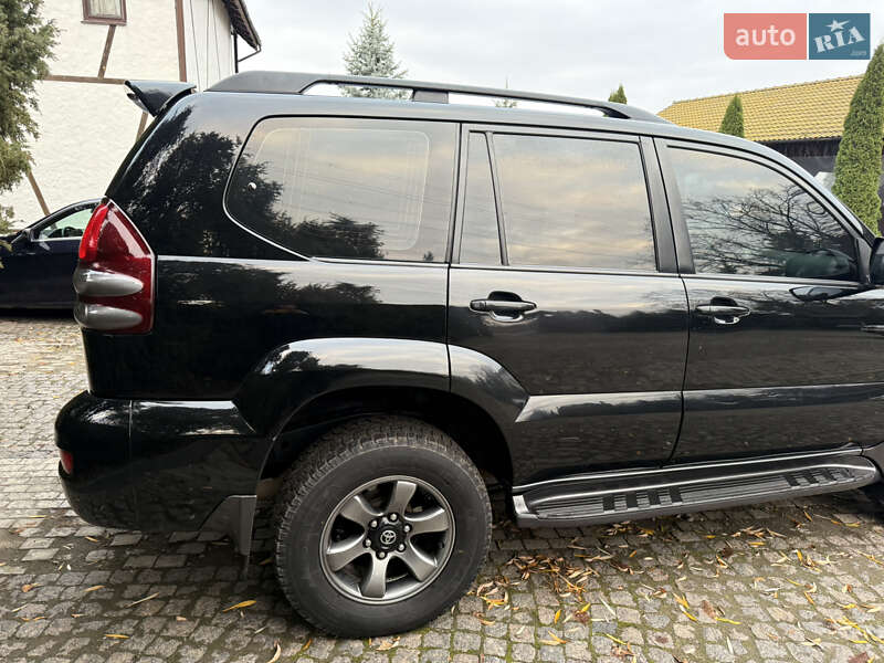 Внедорожник / Кроссовер Toyota Land Cruiser Prado 2007 в Ладыжине