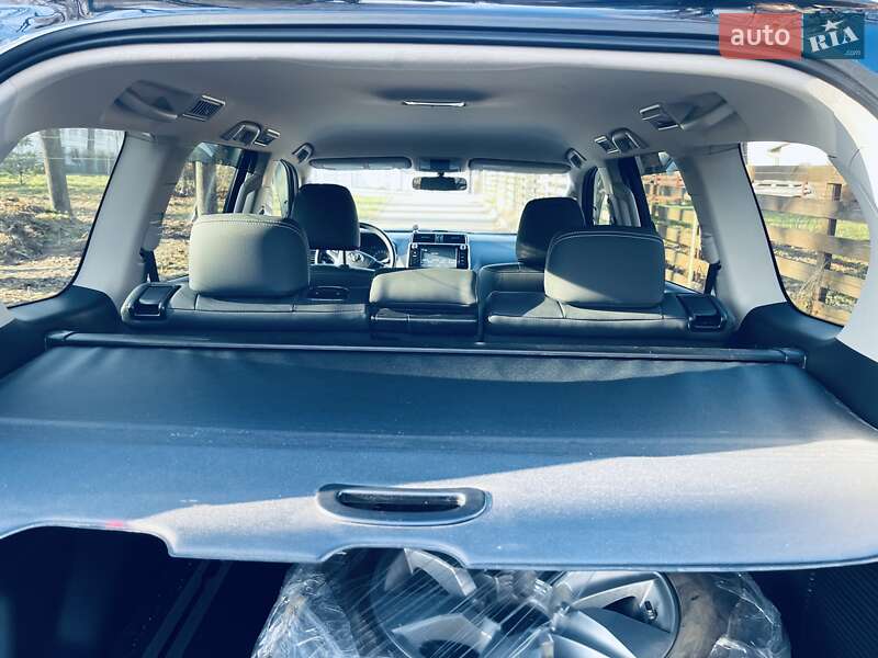 Внедорожник / Кроссовер Toyota Land Cruiser Prado 2019 в Киеве фото 14 Внедорожник / Кроссовер Toyota Land Cruiser Prado 2019 в Киеве