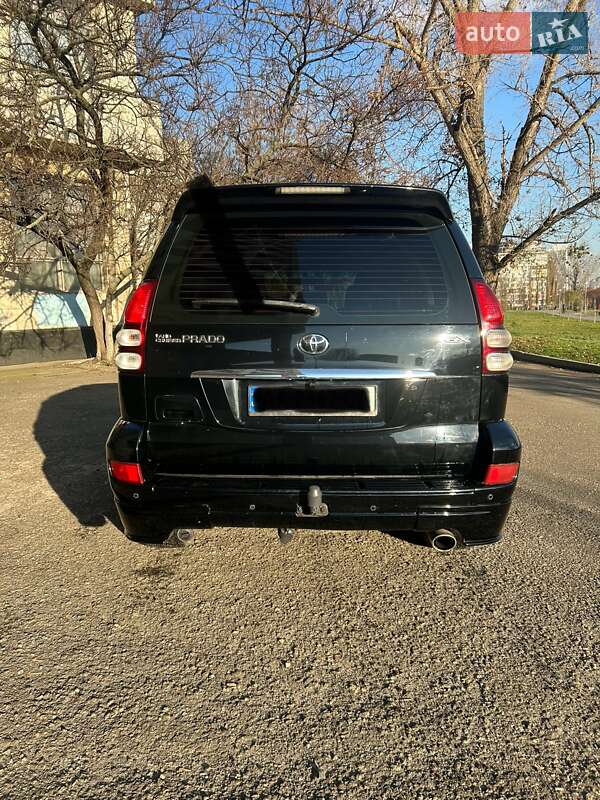 Внедорожник / Кроссовер Toyota Land Cruiser Prado 2005 в Киеве
