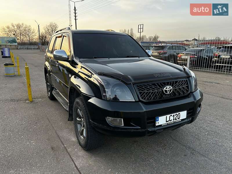 Внедорожник / Кроссовер Toyota Land Cruiser Prado 2005 в Киеве