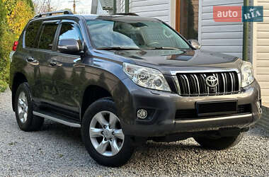 Внедорожник / Кроссовер Toyota Land Cruiser Prado 2013 в Кельменцах