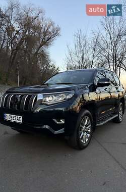 Позашляховик / Кросовер Toyota Land Cruiser Prado 2019 в Києві