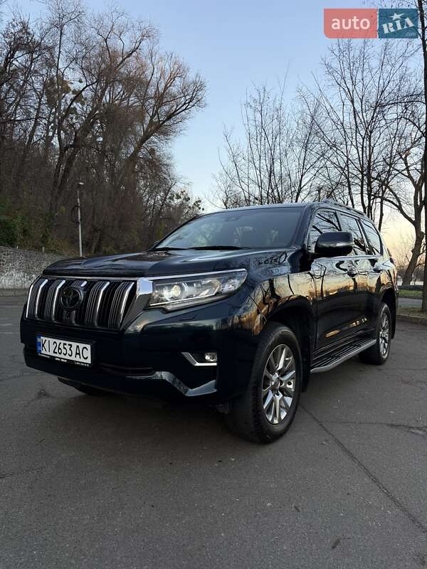 Toyota Land Cruiser Prado 2019