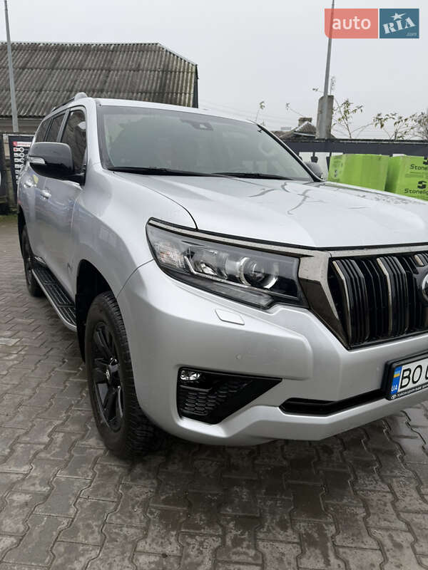 Внедорожник / Кроссовер Toyota Land Cruiser Prado 2022 в Тернополе фото 13 Внедорожник / Кроссовер Toyota Land Cruiser Prado 2022 в Тернополе