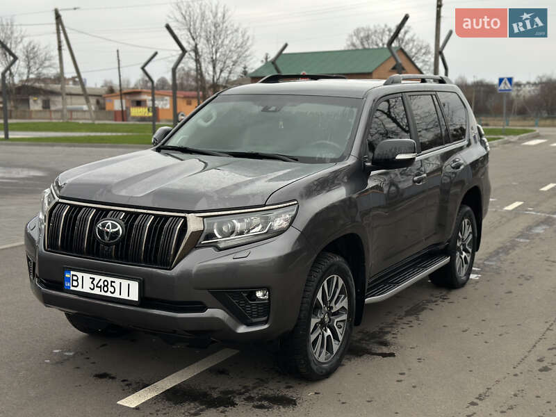 Позашляховик / Кросовер Toyota Land Cruiser Prado 2021 в Лубнах