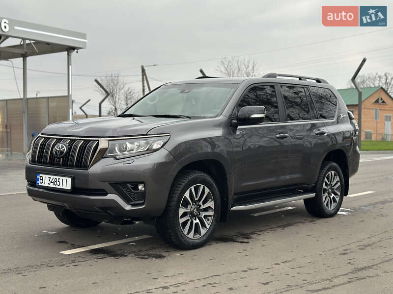Позашляховик / Кросовер Toyota Land Cruiser Prado 2021 в Лубнах