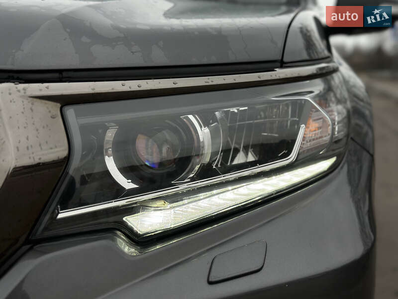 Позашляховик / Кросовер Toyota Land Cruiser Prado 2021 в Лубнах
