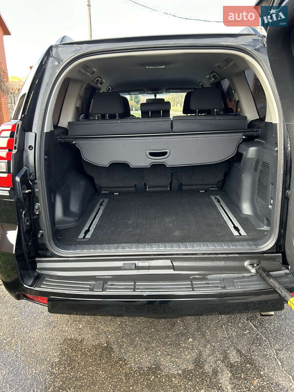 Внедорожник / Кроссовер Toyota Land Cruiser Prado 2023 в Днепре