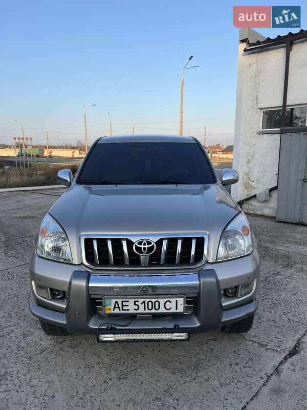 Внедорожник / Кроссовер Toyota Land Cruiser Prado 2004 в Каменском