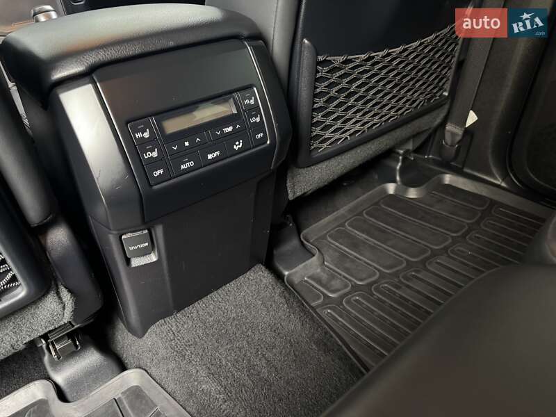 Внедорожник / Кроссовер Toyota Land Cruiser Prado 2022 в Николаеве