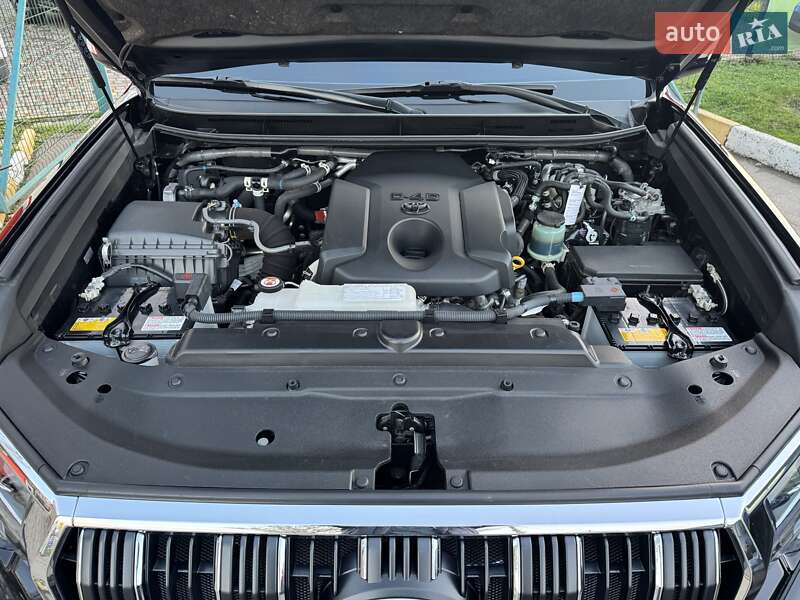 Внедорожник / Кроссовер Toyota Land Cruiser Prado 2022 в Николаеве