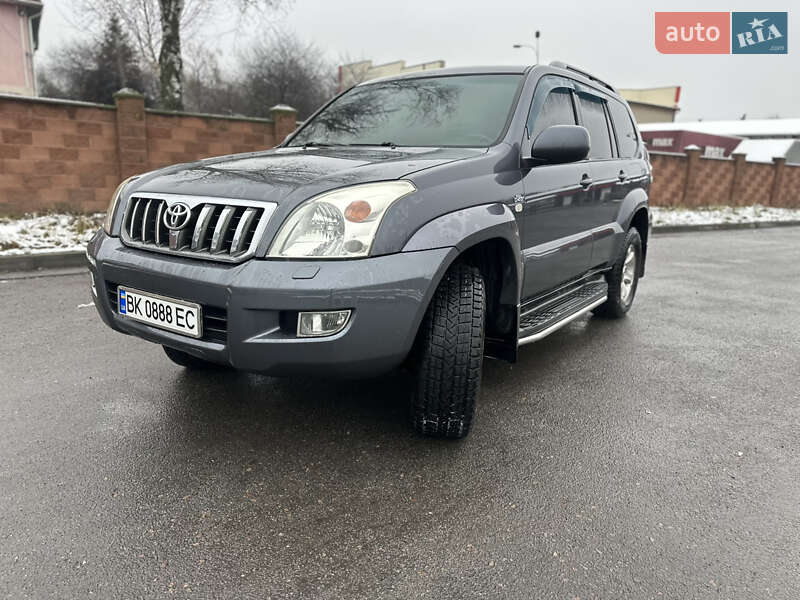 Позашляховик / Кросовер Toyota Land Cruiser Prado 2005 в Рівному