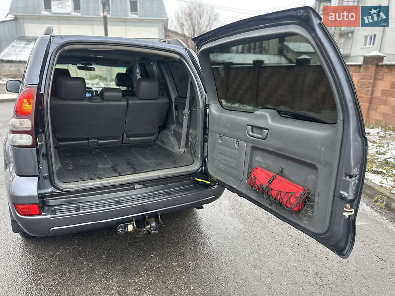 Позашляховик / Кросовер Toyota Land Cruiser Prado 2005 в Рівному