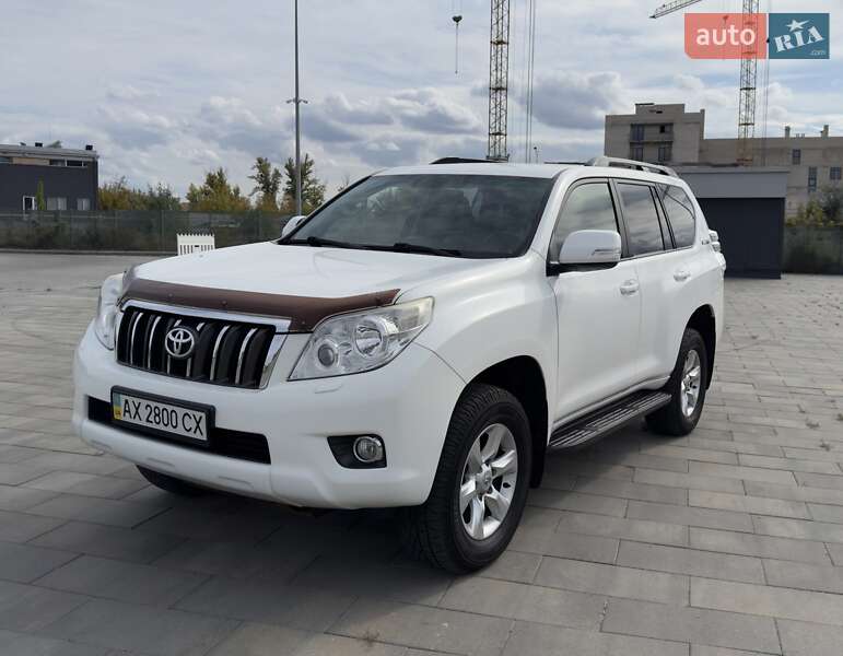 Toyota Land Cruiser Prado 2012