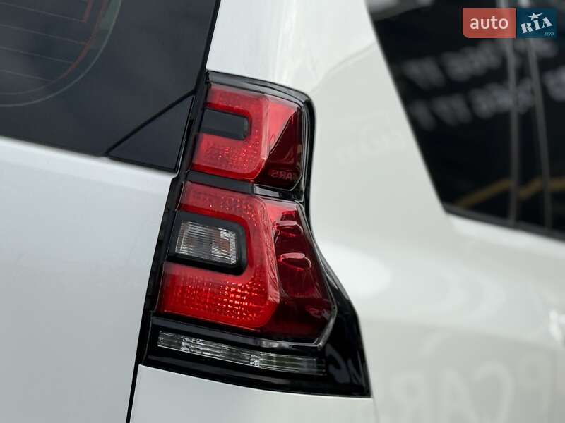 Внедорожник / Кроссовер Toyota Land Cruiser Prado 2019 в Виннице фото 26 Внедорожник / Кроссовер Toyota Land Cruiser Prado 2019 в Виннице