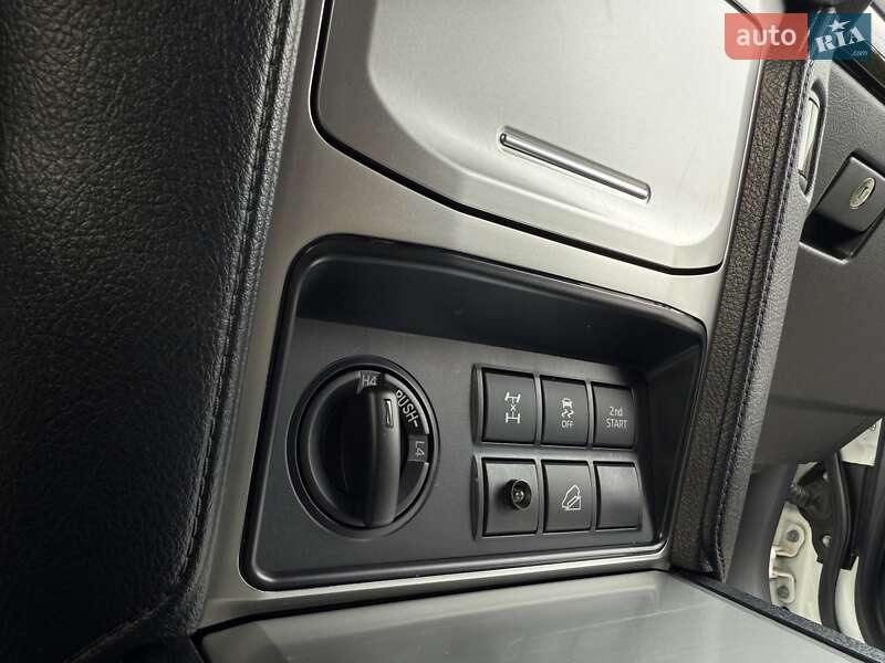 Внедорожник / Кроссовер Toyota Land Cruiser Prado 2019 в Виннице фото 47 Внедорожник / Кроссовер Toyota Land Cruiser Prado 2019 в Виннице